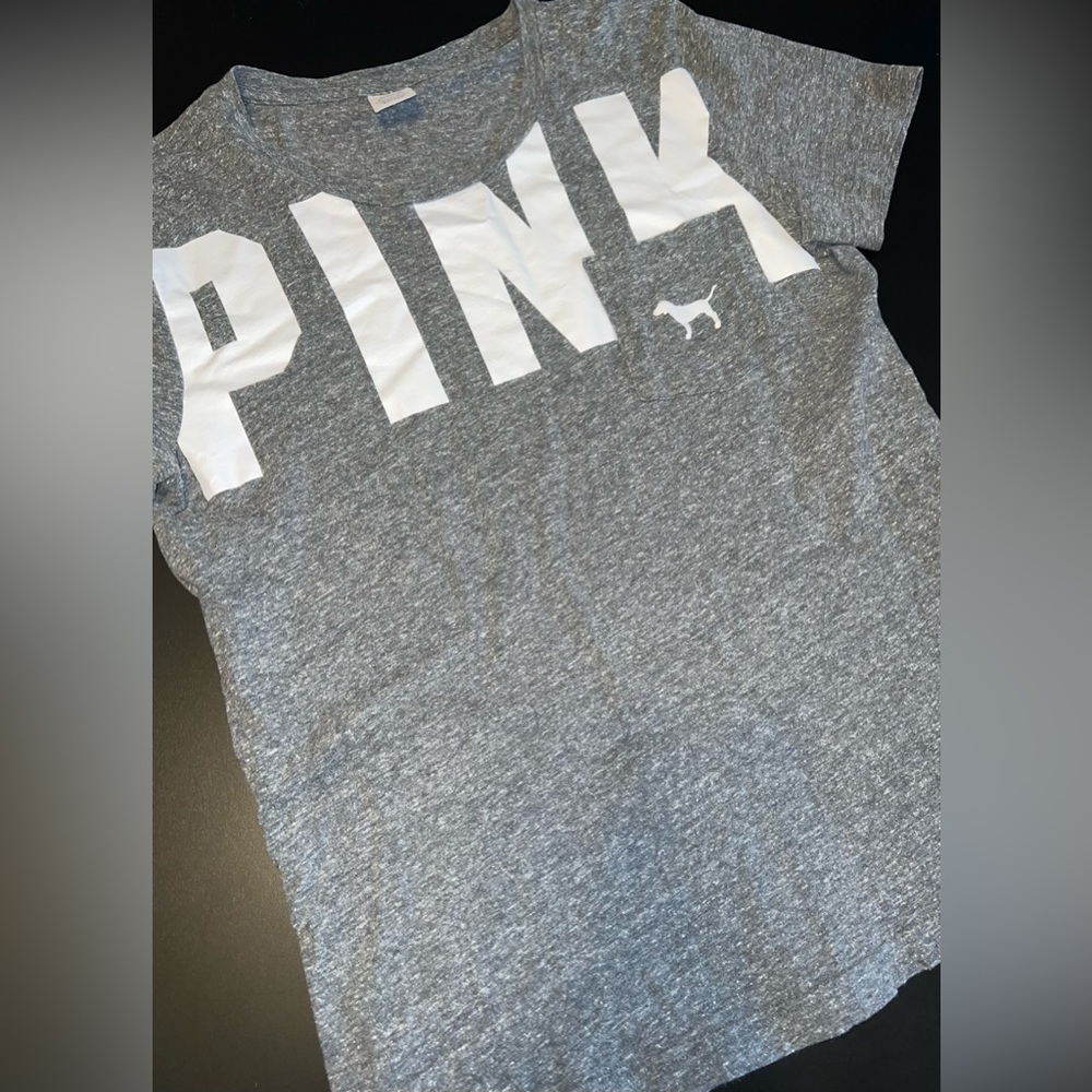 Victoria’s Secret PINK Heathered Gray & White Varsity Tee Size Small EUC